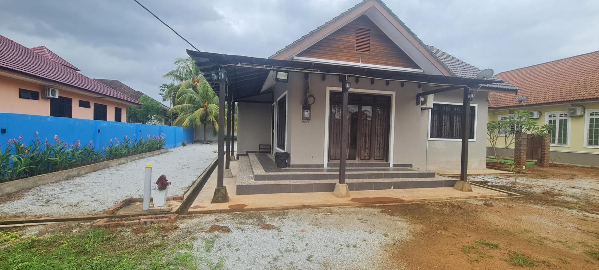 Casa Tiga Homestay Besut Kampung Kuala Besut Extérieur photo